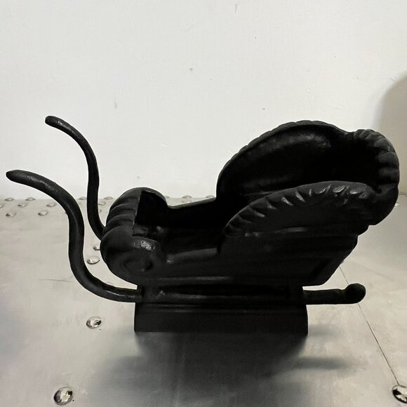 Pottery Barn Santa's Sleigh Stocking Holder Hanger Cast Iron RETIRED - Picture 4 of 4